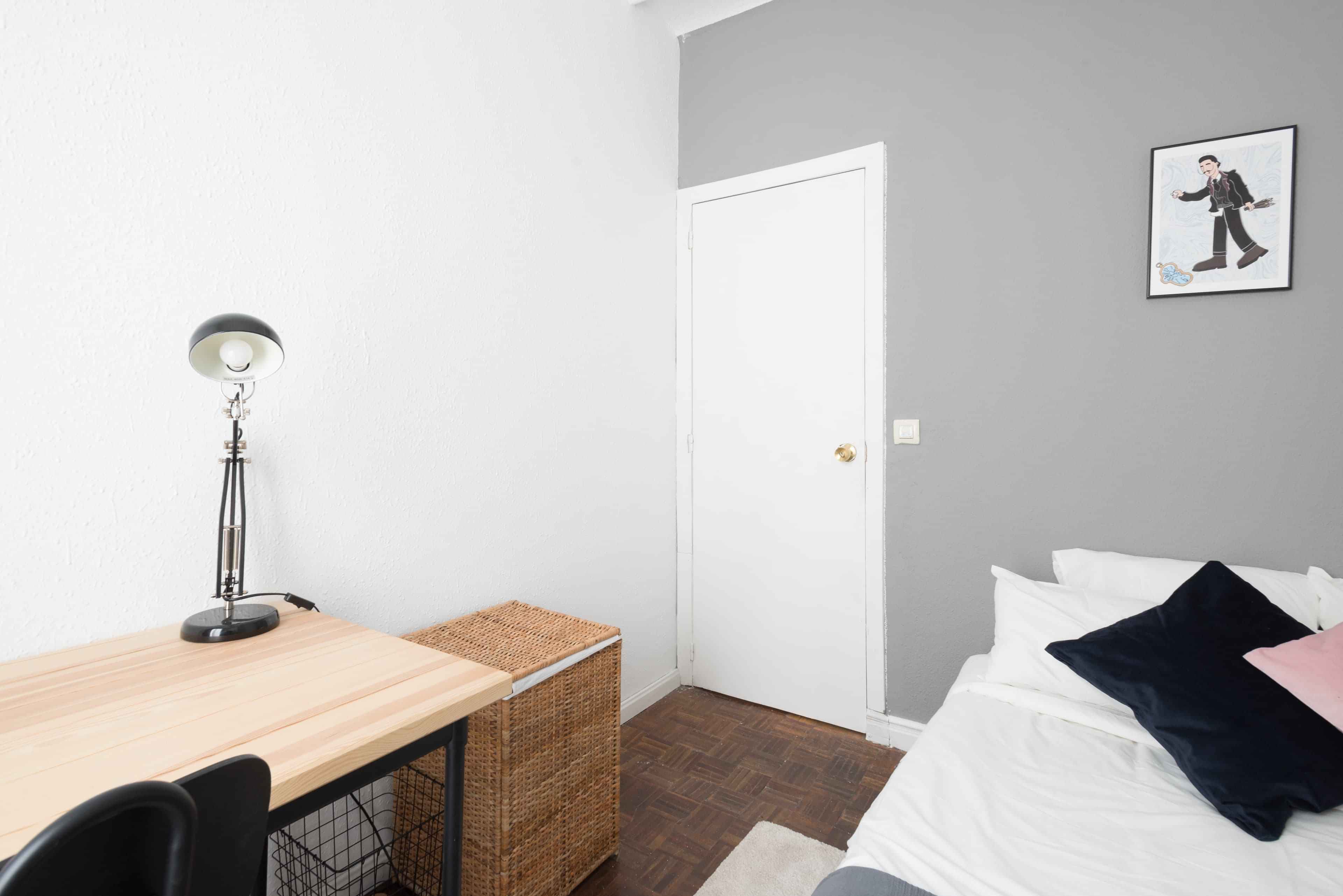 Kitchen?w=400&h=260&fit=crop&q=40&auto=format&trim=auto