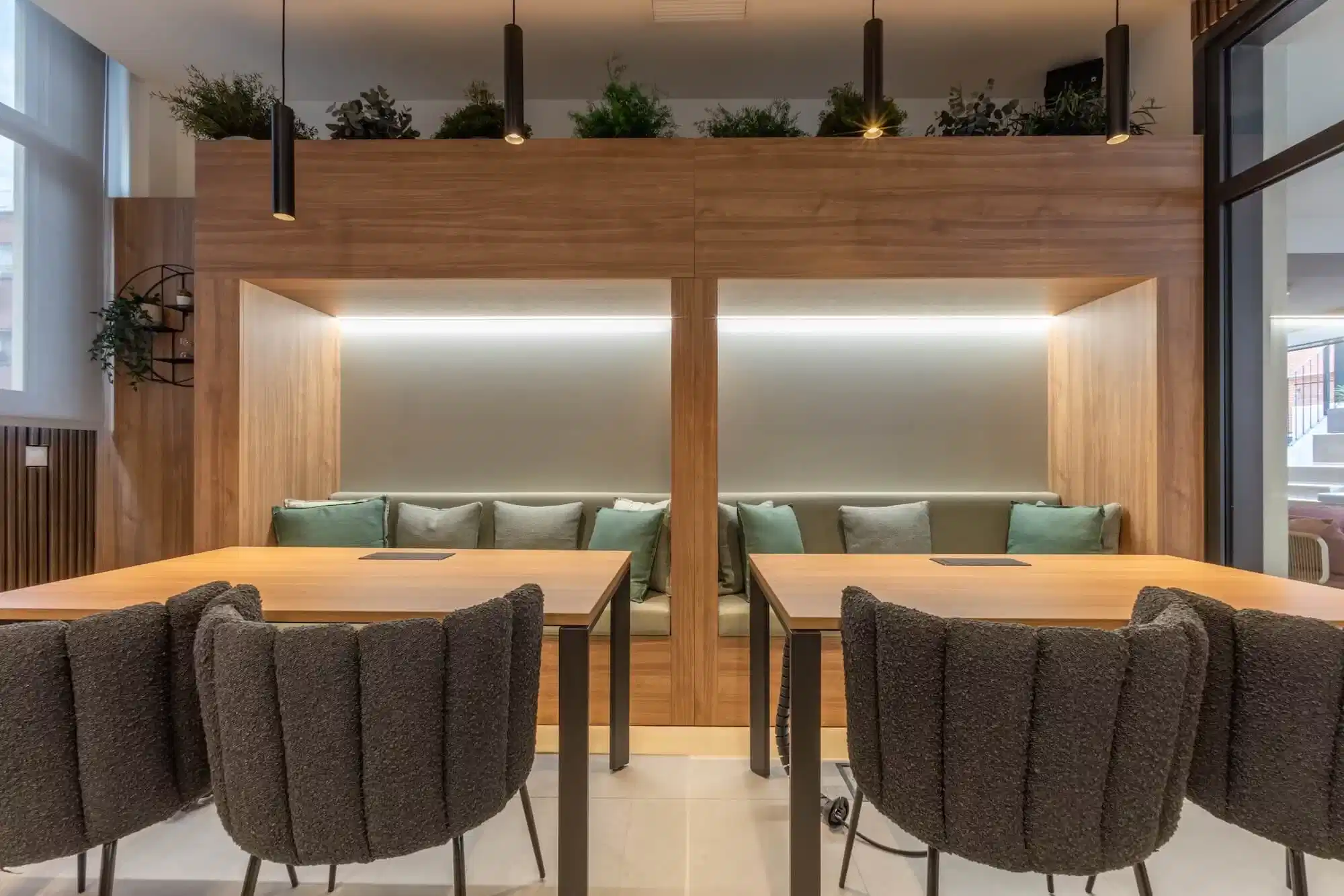 Nido Plaza Castilla, Madrid 4