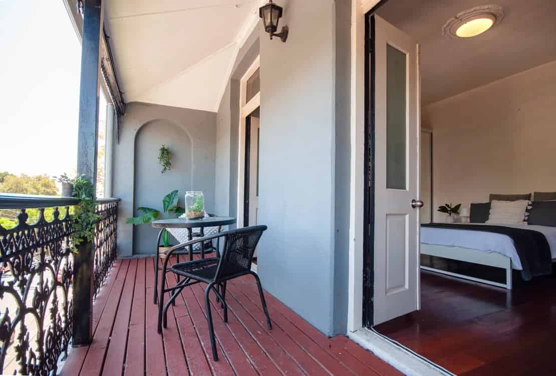 Amenities?w=400&h=260&fit=crop&q=40&auto=format&trim=auto