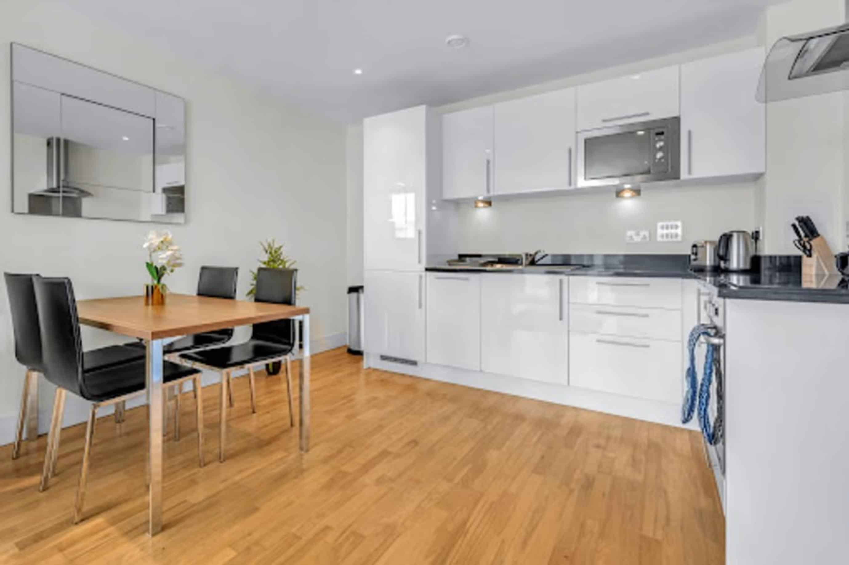 Welcoming 1-bedroom apartment in Canary Wharf near Lanterns Way - undefined - kitchen - Kitchen - 30-12-2024