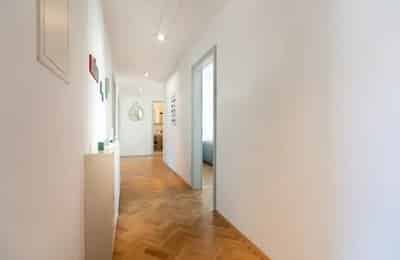 Burg, Munich - Munich, Germany - Common Area
