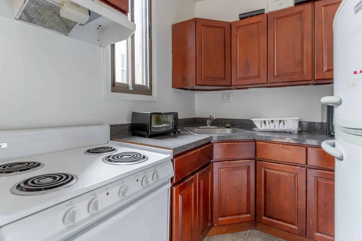 2 Bed 1 Bath - Room?w=400&h=260&fit=crop&q=40&auto=format&trim=auto