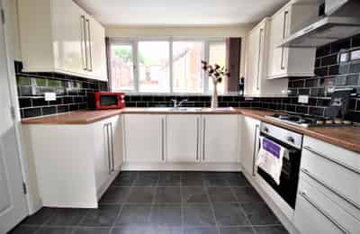 Dorset Street, Broomhill - Sheffield, England, United Kingdom - z1
