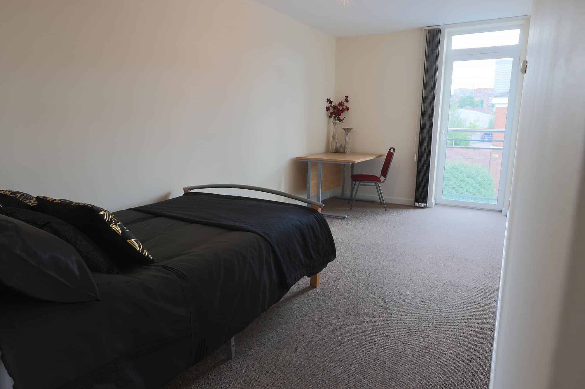 92?w=400&h=260&fit=crop&q=40&auto=format&trim=auto