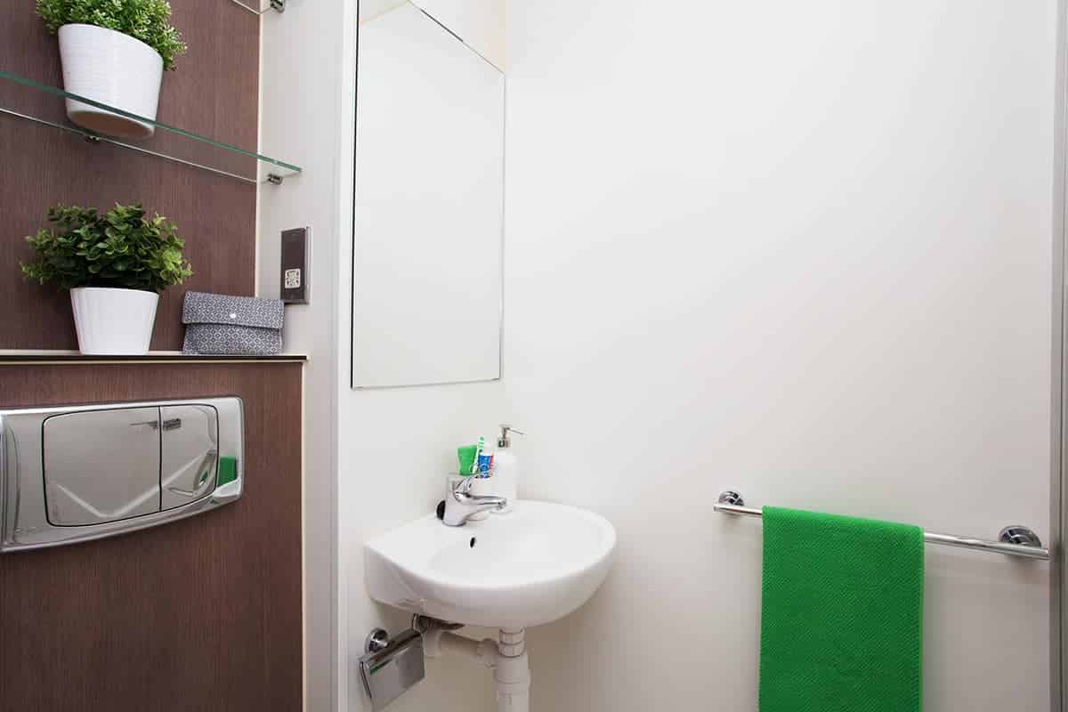 GoBritanya Kirby Street Residence, London - London, England, United Kingdom - Bathroom