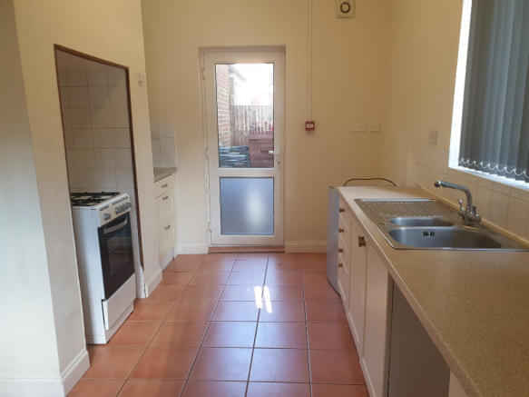 18 Stoneygate Avenue - Leicester, England, United Kingdom - Kitchen