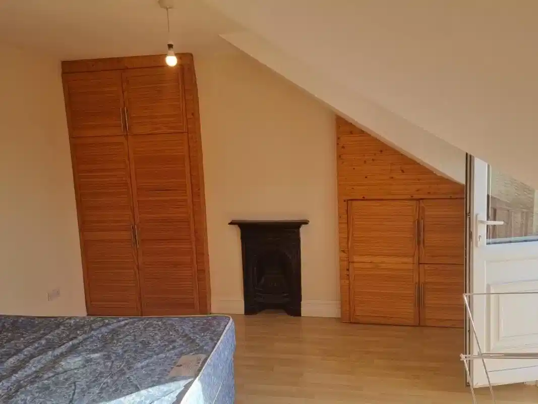 1 Bedroom Flat - Kitchen?w=400&h=260&fit=crop&q=40&auto=format&trim=auto