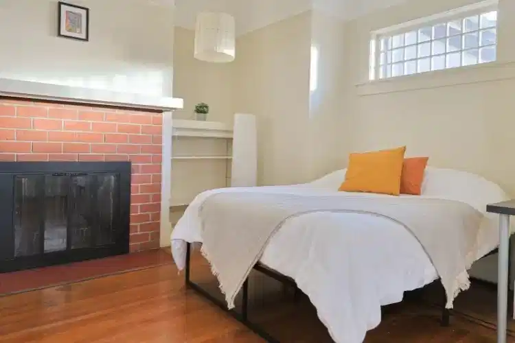 5570 Balaclava St, Vancouver - Vancouver, Canada - Rembrandt room - Bedroom