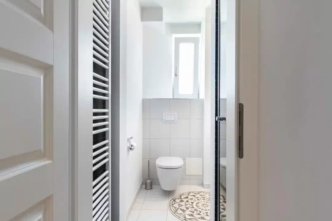 Exterior?w=400&h=260&fit=crop&q=40&auto=format&trim=auto