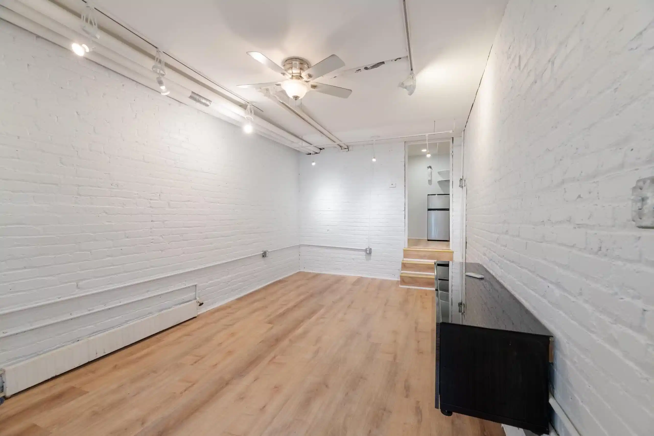 June Homes 20010, Washington DC - Washington DC, District of Columbia, United States - Amenities