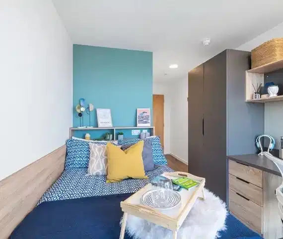 Silver Ensuite Penthouse Xl Level