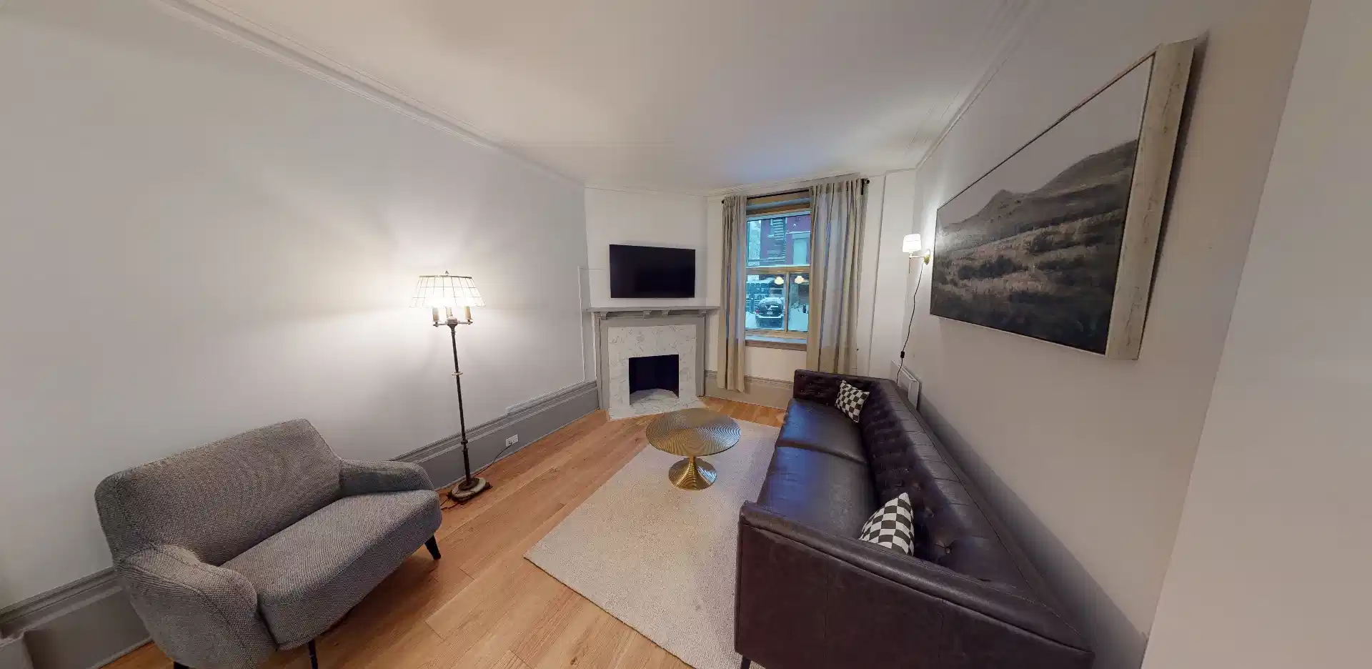 Common Area?w=400&h=260&fit=crop&q=40&auto=format&trim=auto