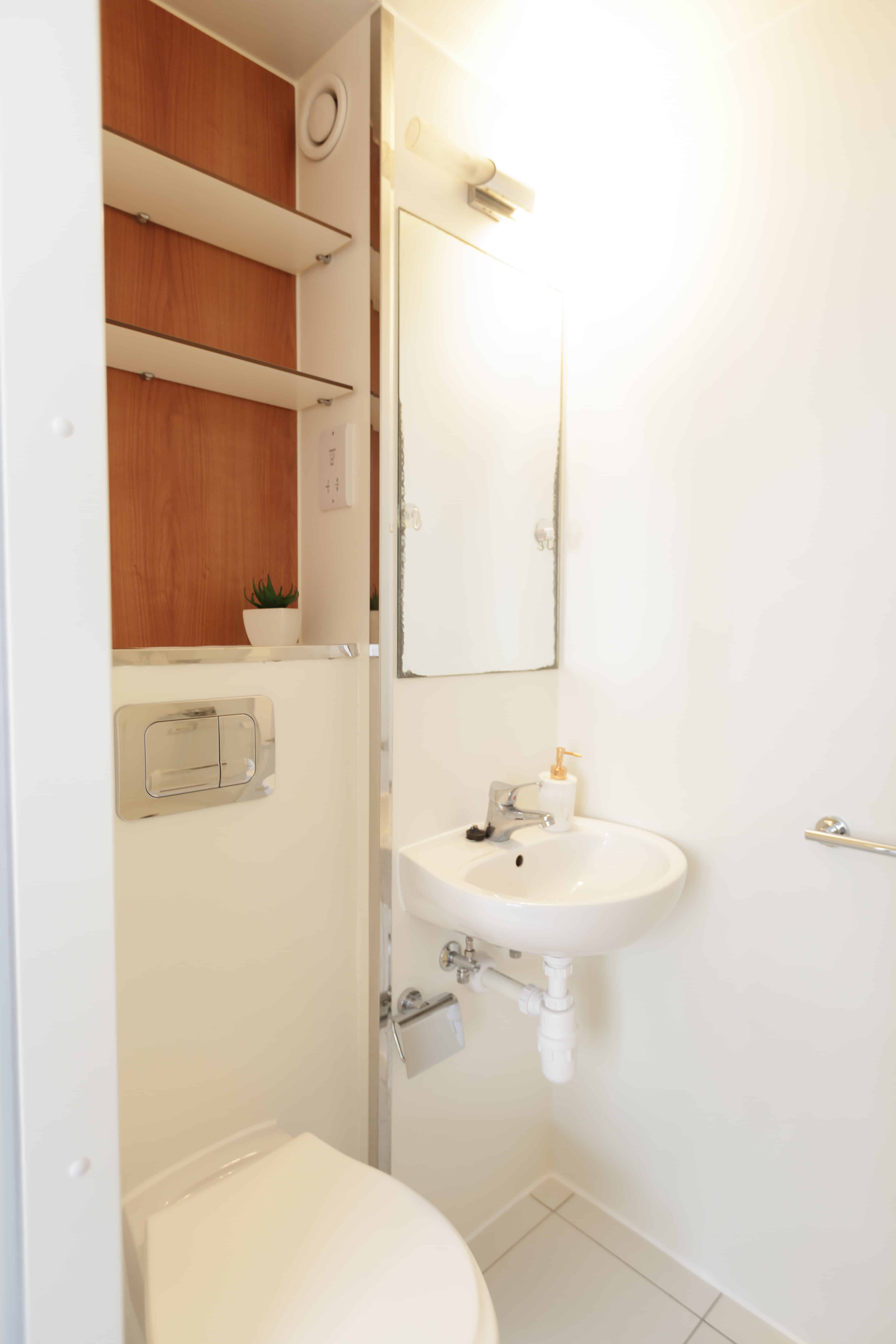 Amenities?w=400&h=260&fit=crop&q=40&auto=format&trim=auto