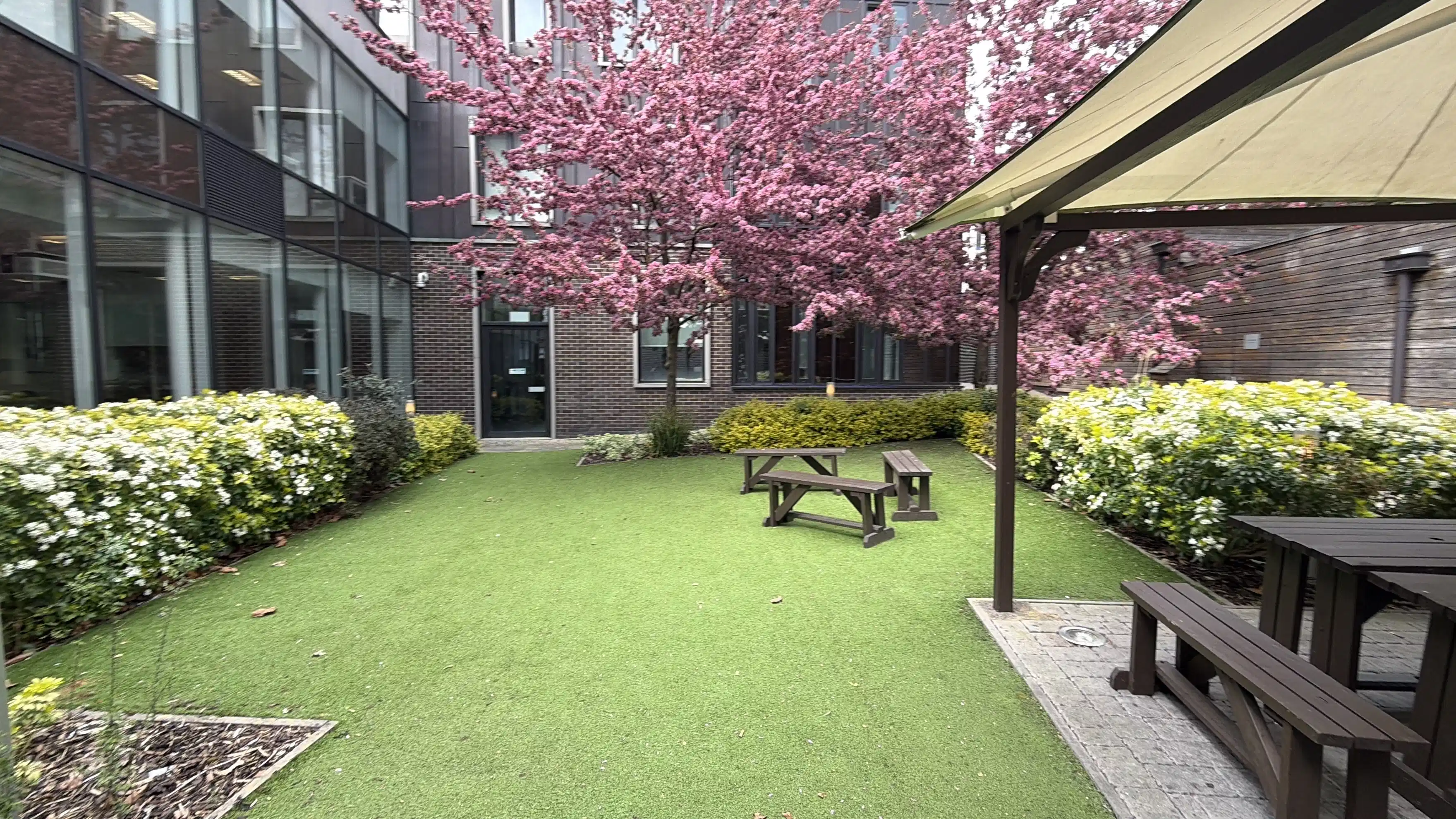 iQ East Court, London image 17