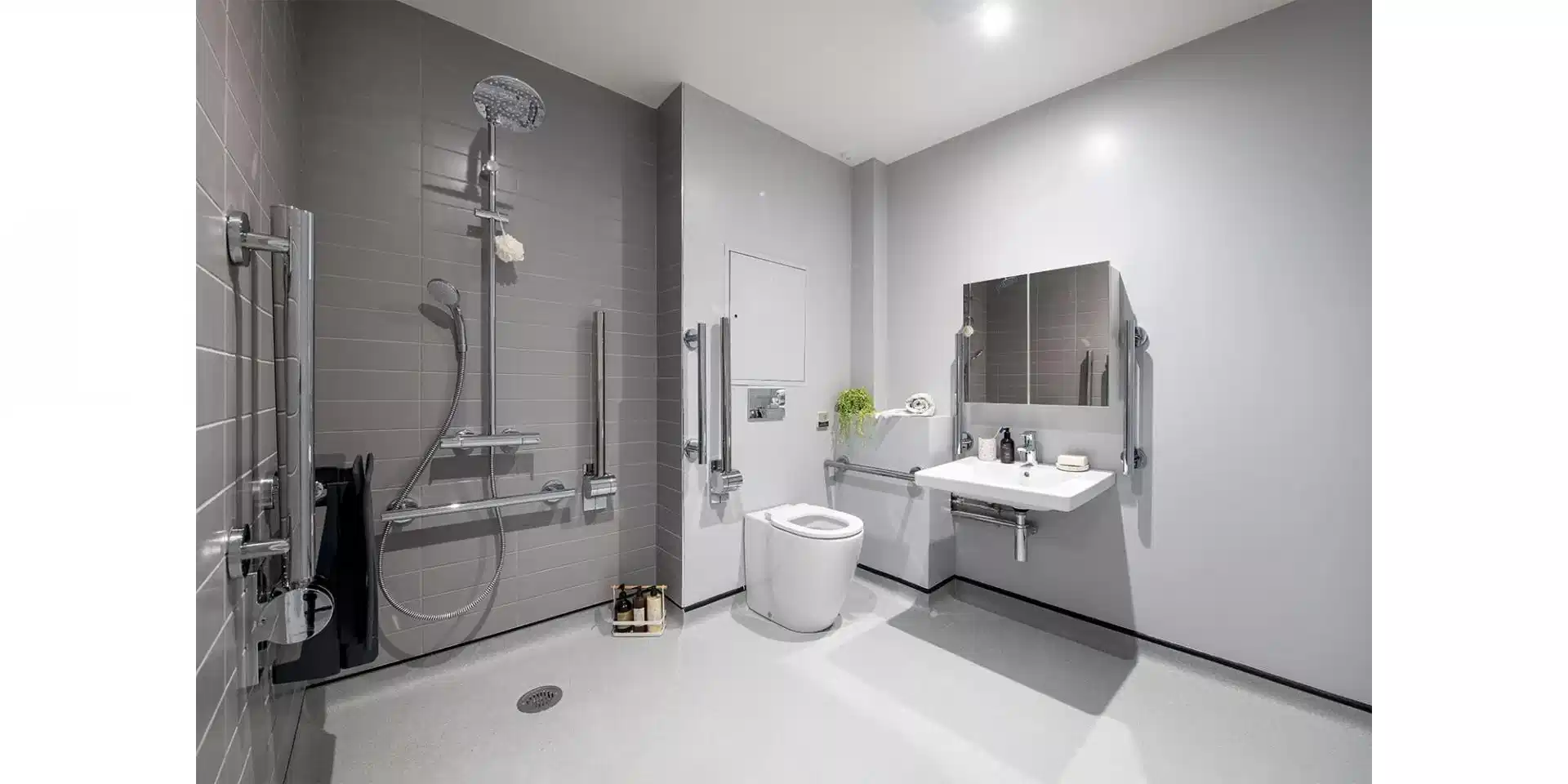 Common Area?w=400&h=260&fit=crop&q=40&auto=format&trim=auto