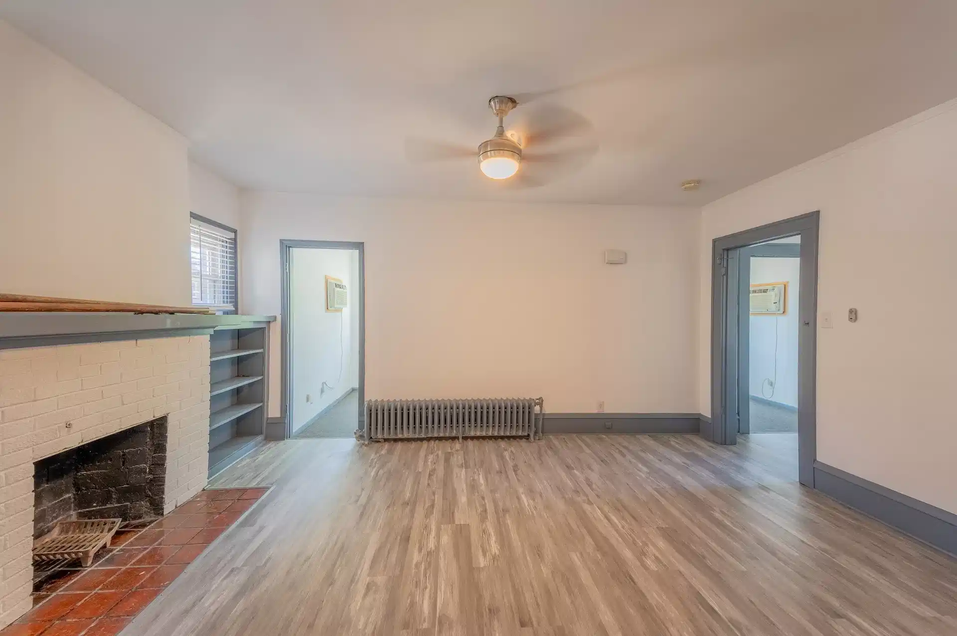 804 S 1st St, Champaign - Champaign, Illinois, United States - 9 Bedrooms 3 Bathrooms - Bedroom