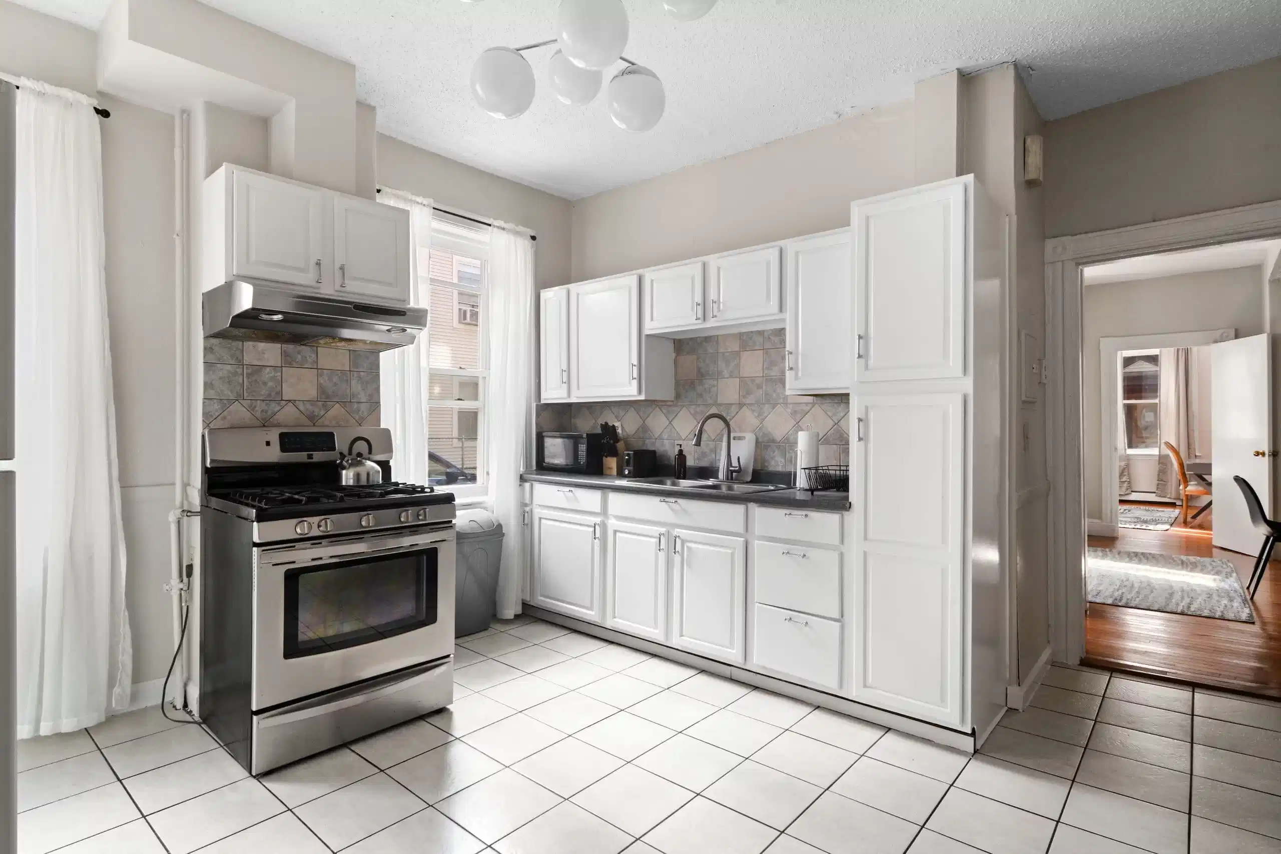 June Homes 02130, Boston - Boston, Massachusetts, United States - Kitchen