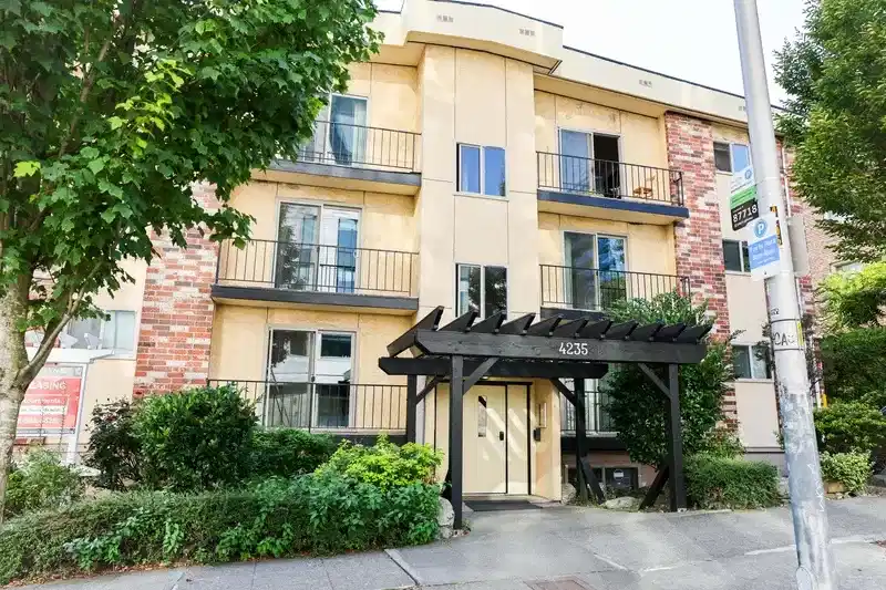 Goss Apartments, Seattle - Seattle, Washington, United States - Exterior