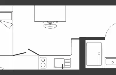 Common Area?w=400&h=260&fit=crop&q=40&auto=format&trim=auto
