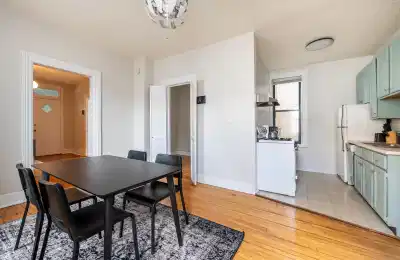 June Homes 60614, Chicago - Chicago, Illinois, United States - Common Area