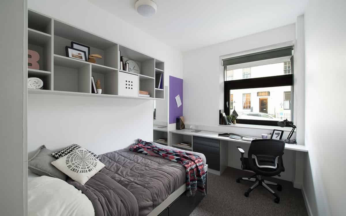 Classic Ensuite (Clifton House)