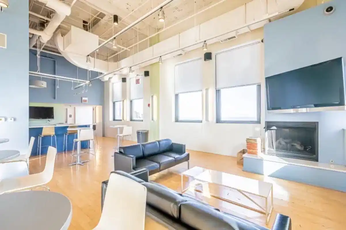 The Buckingham, Chicago - Chicago, Illinois, United States - Common Area