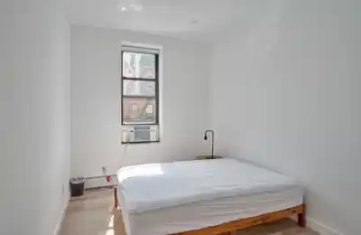 The Wyckoff Home, Brooklyn - New York City, New York, United States - Private (5 bed unit) - Bedroom