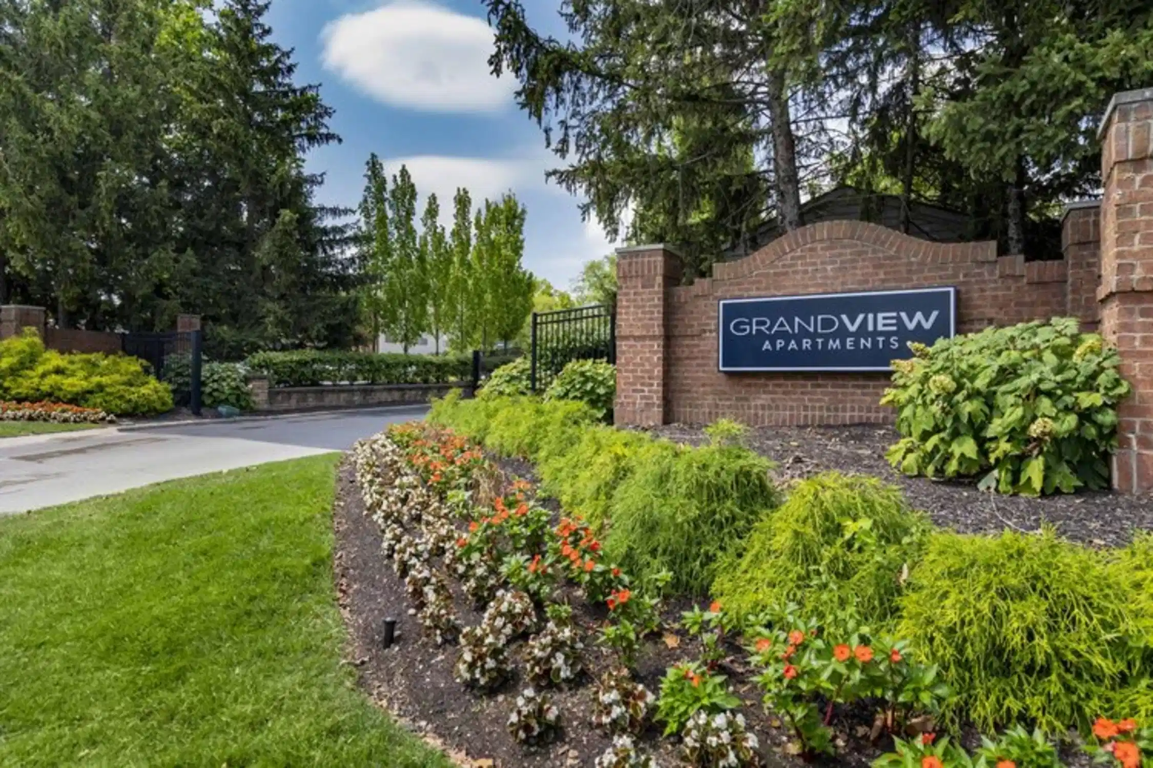 Grandview Apartments, Columbus 4