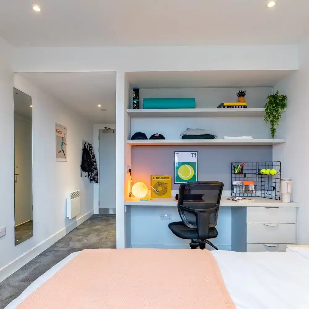 Amenities?w=400&h=260&fit=crop&q=40&auto=format&trim=auto