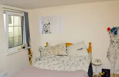 1 Bed Penthouse Apartment - Bedroom?w=400&h=260&fit=crop&q=40&auto=format&trim=auto