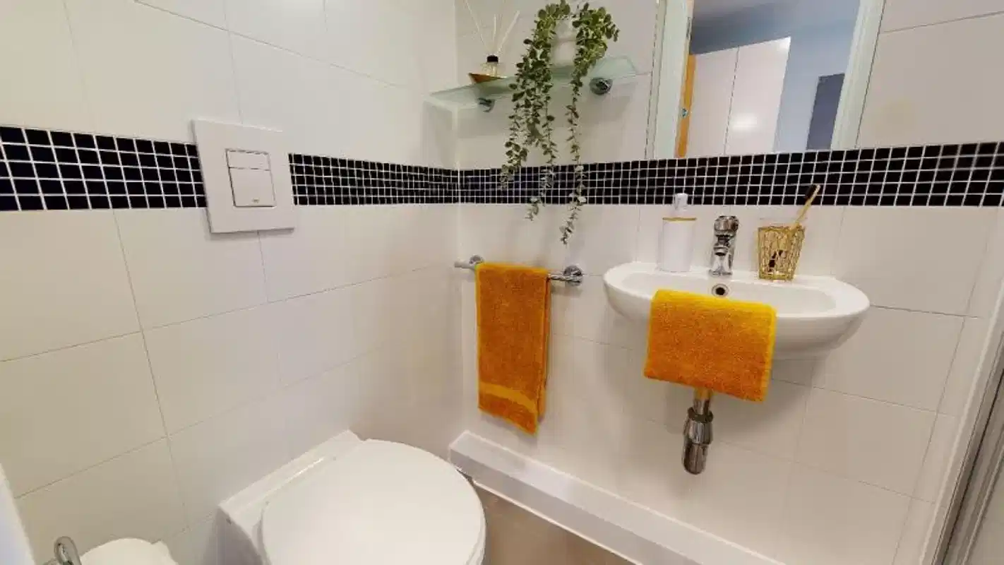 Amenities?w=400&h=260&fit=crop&q=40&auto=format&trim=auto