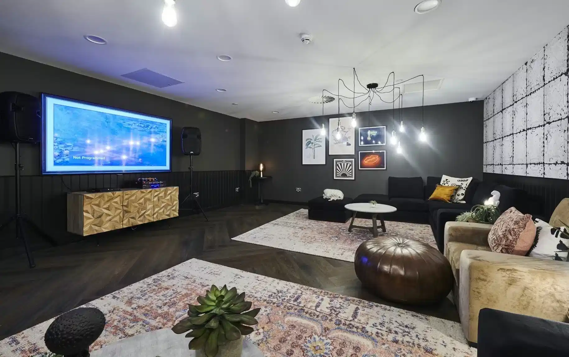 York House, Nottingham - Nottingham, England, United Kingdom - Amenities