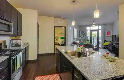 930 NoMo, Charleston - Charleston, South Carolina, United States - Kitchen