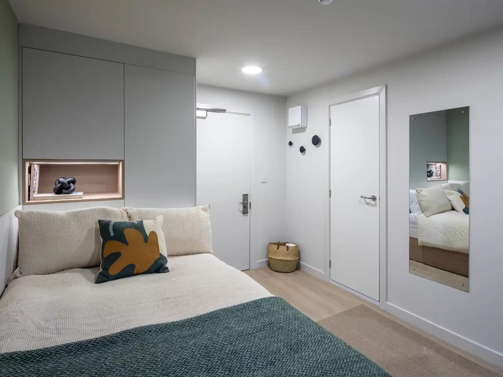 Standard Plus Ensuite - Bedroom