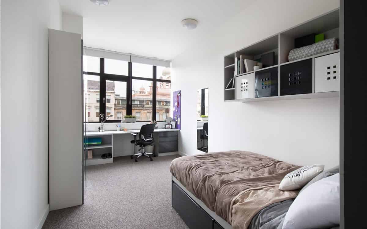 Deluxe Ensuite (Clifton House)