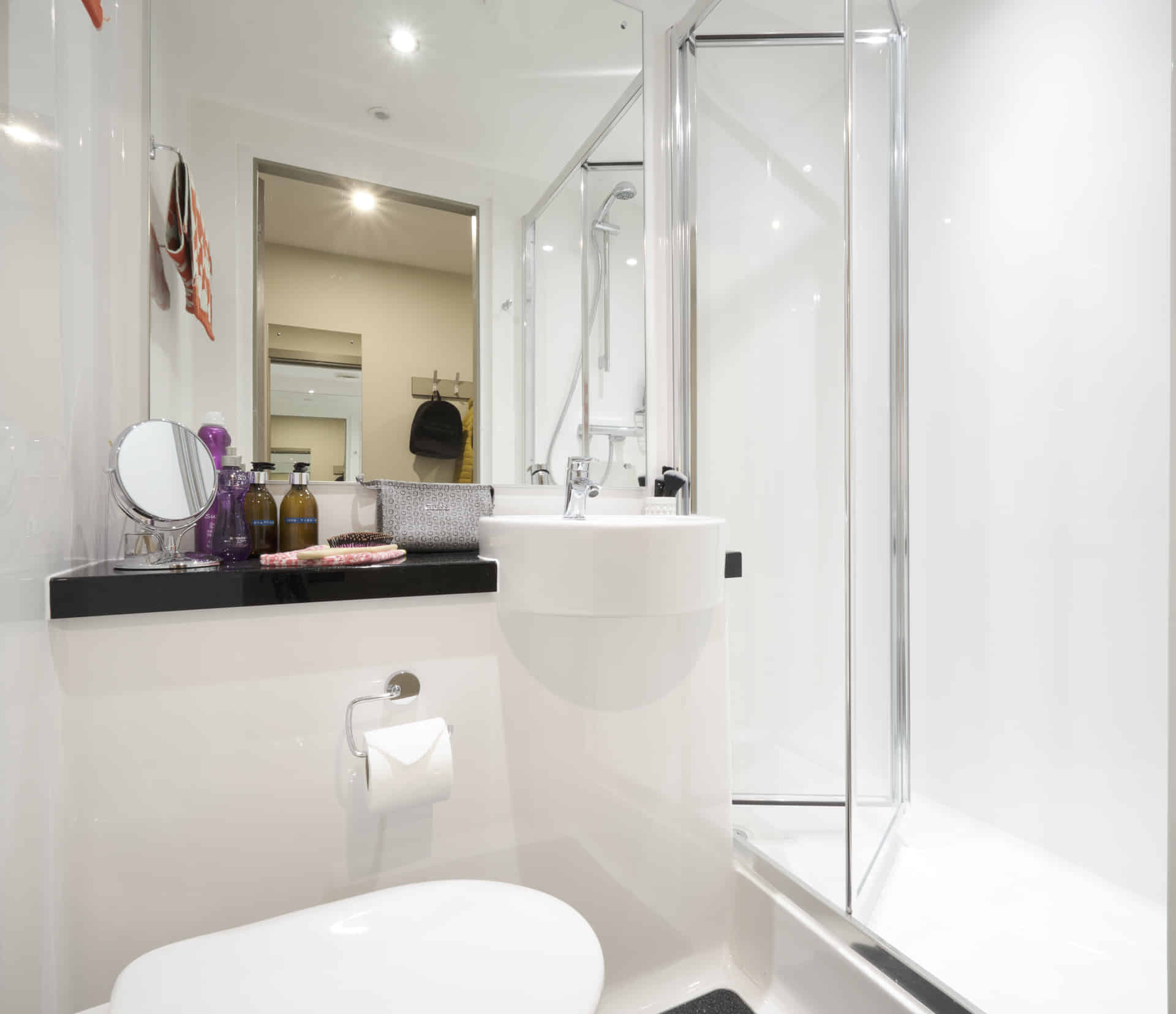 LIV Student, Belfast - Belfast, Northern Ireland, United Kingdom - Bathroom