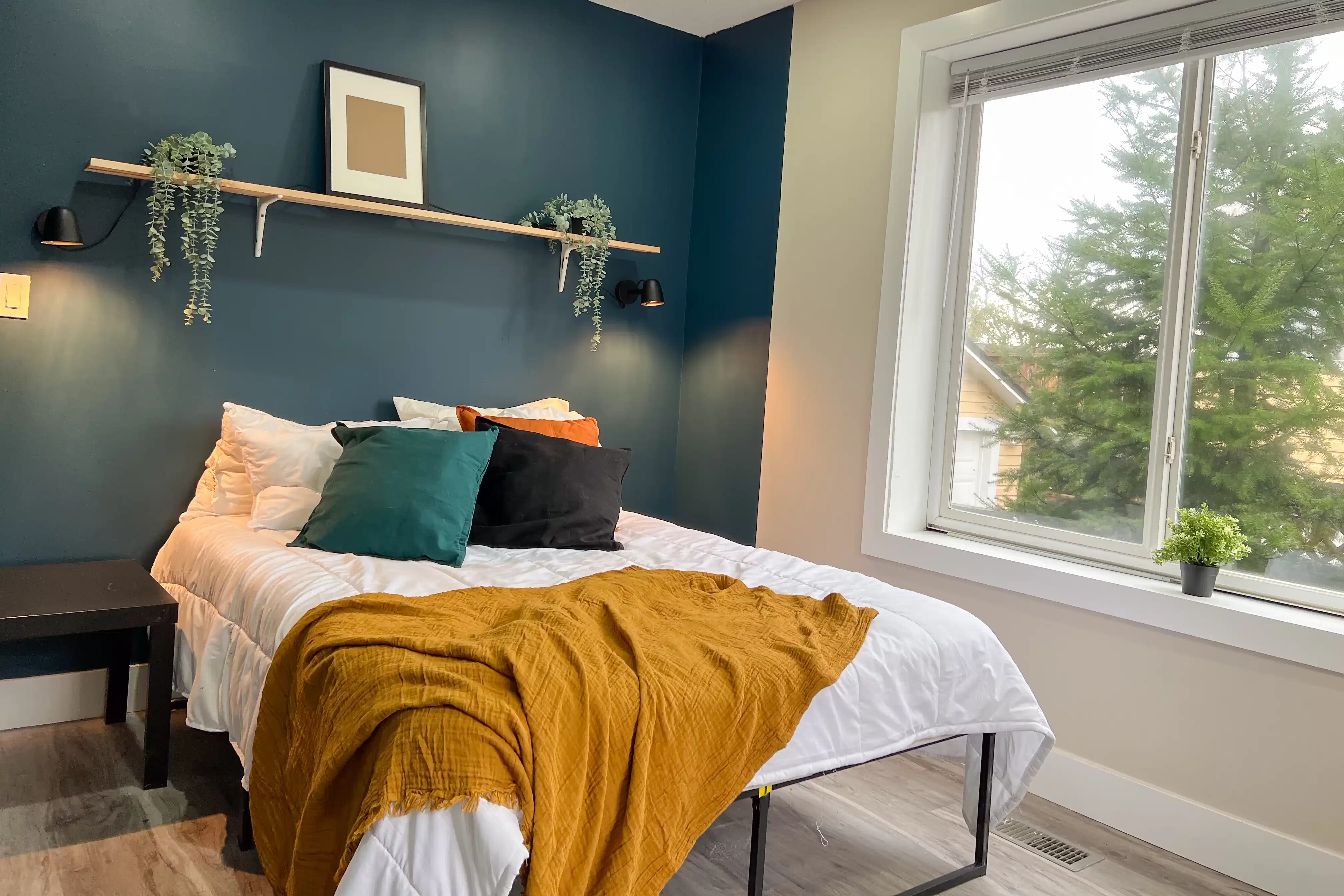 Kitchen?w=400&h=260&fit=crop&q=40&auto=format&trim=auto