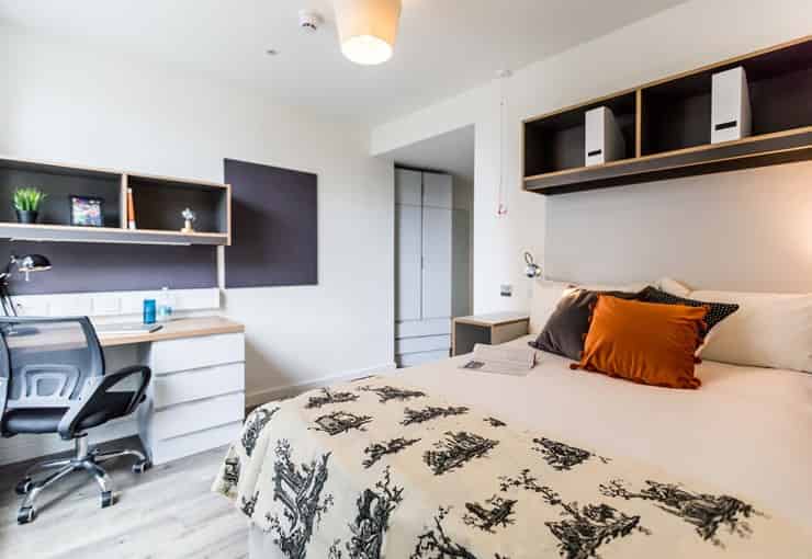 Platinum Ensuite