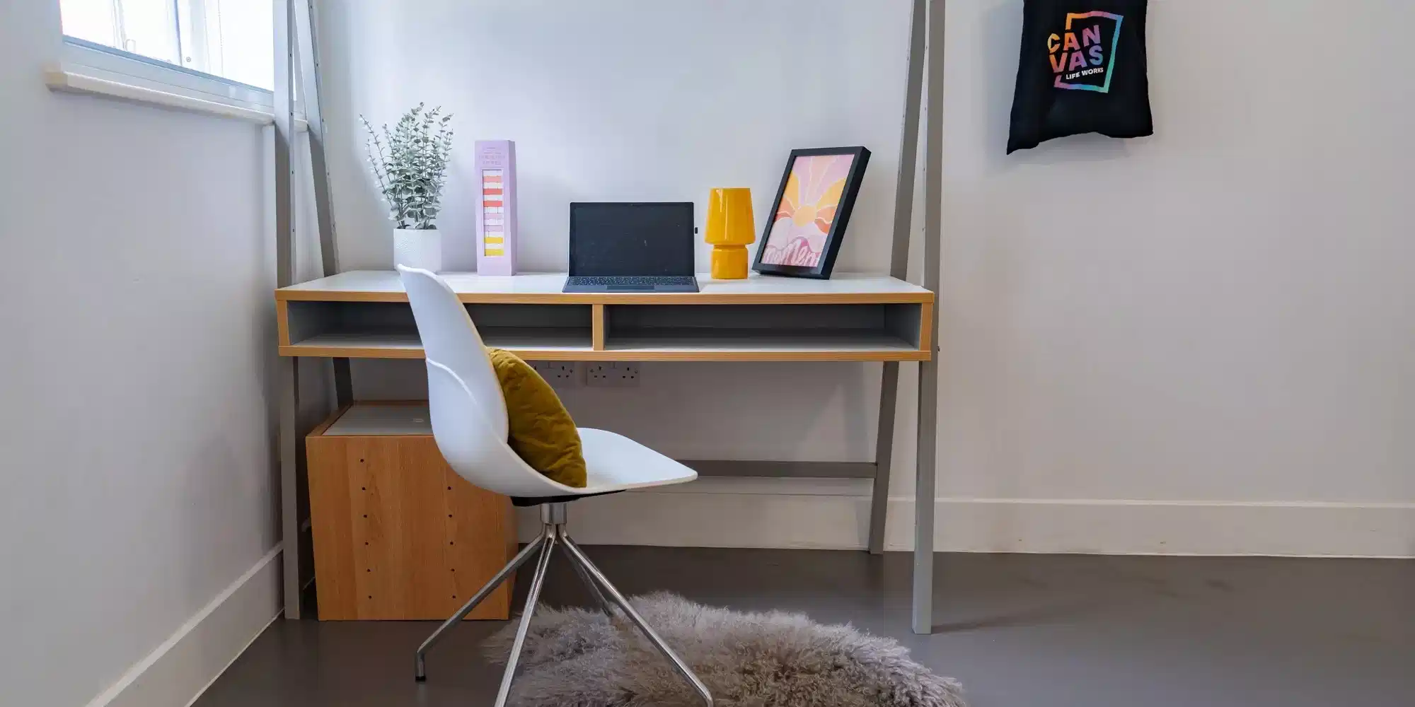 Studio Silver Mid Level
