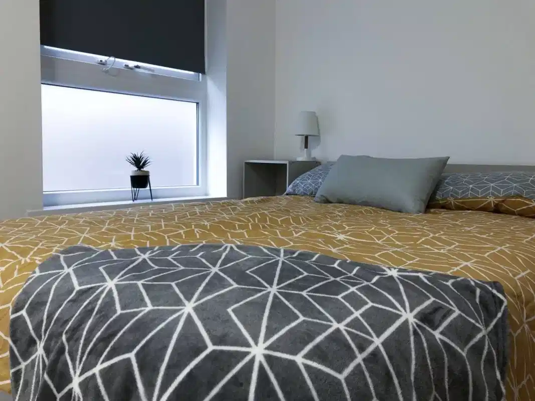 Amenities?w=400&h=260&fit=crop&q=40&auto=format&trim=auto