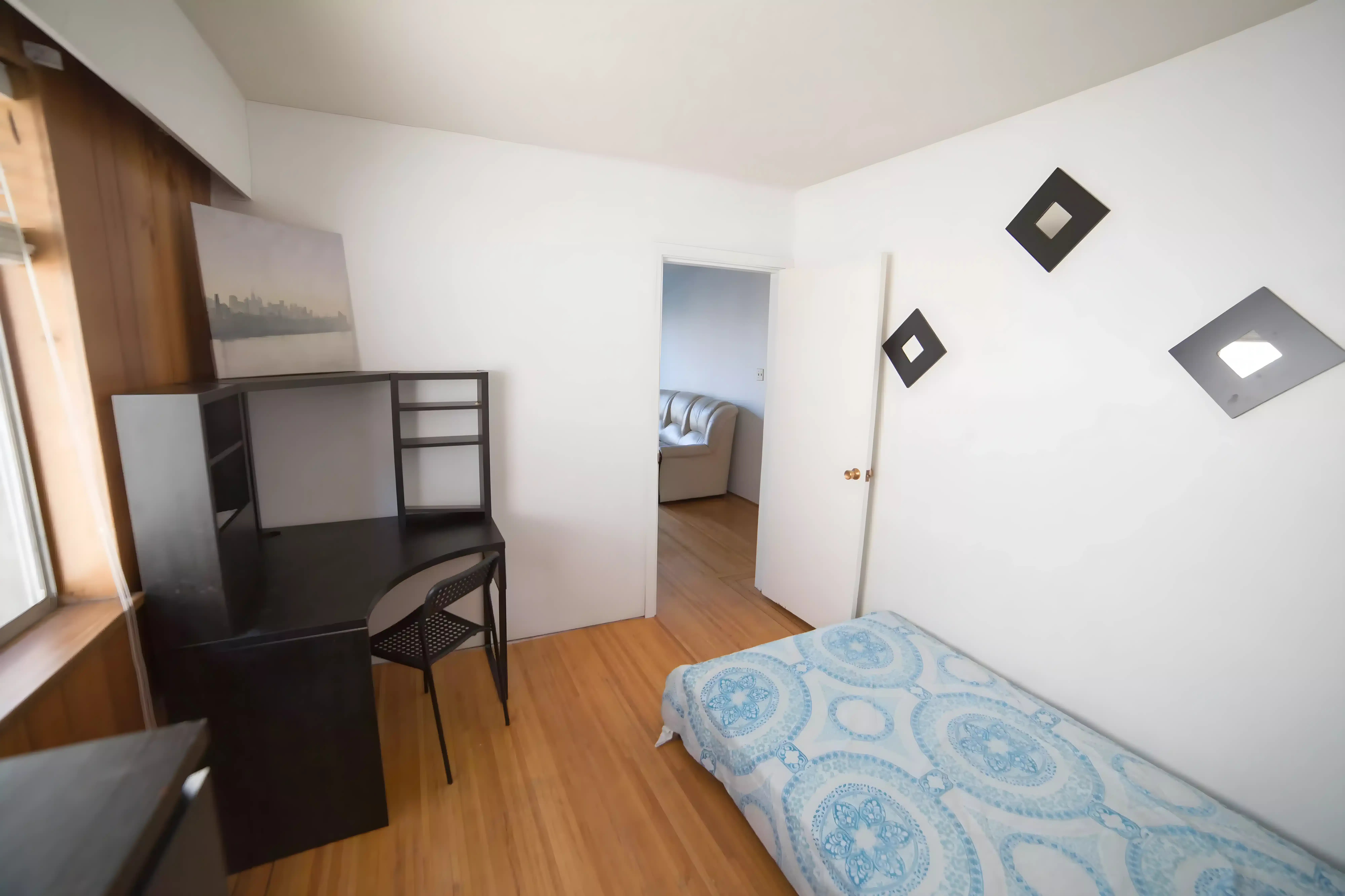 Amenities?w=400&h=260&fit=crop&q=40&auto=format&trim=auto