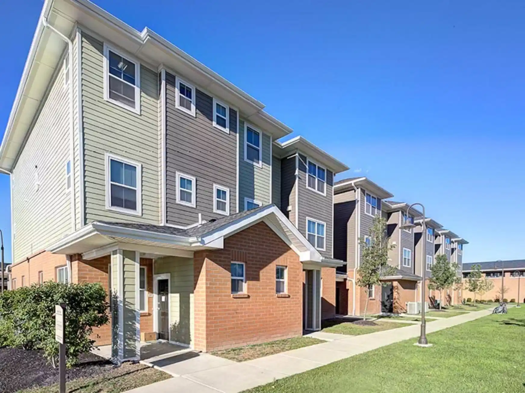 Villas At Chestnut Ridge, Amherst - Buffalo, New York, United States - Exterior