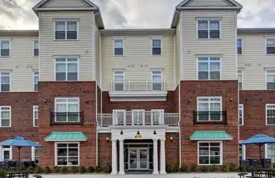 University Edge, Kent - Akron, Ohio, United States - Exterior