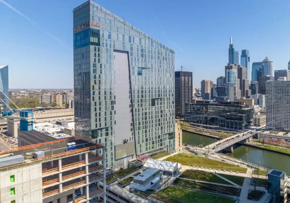 EVO At Cira Centre South, Philadelphia - Philadelphia, Pennsylvania, United States - Exterior