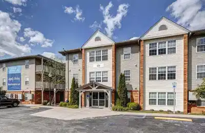 Royal Lexington, Lexington - Lexington, Kentucky, United States - Exterior