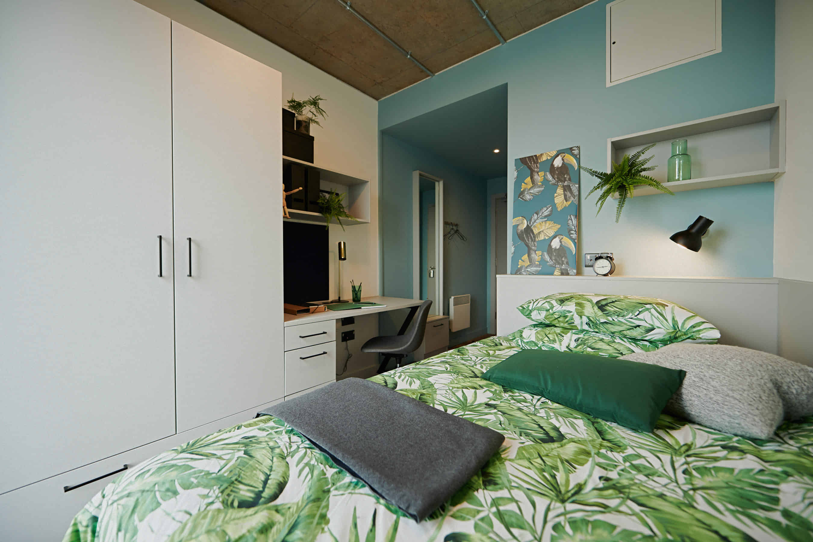 Silver Ensuite