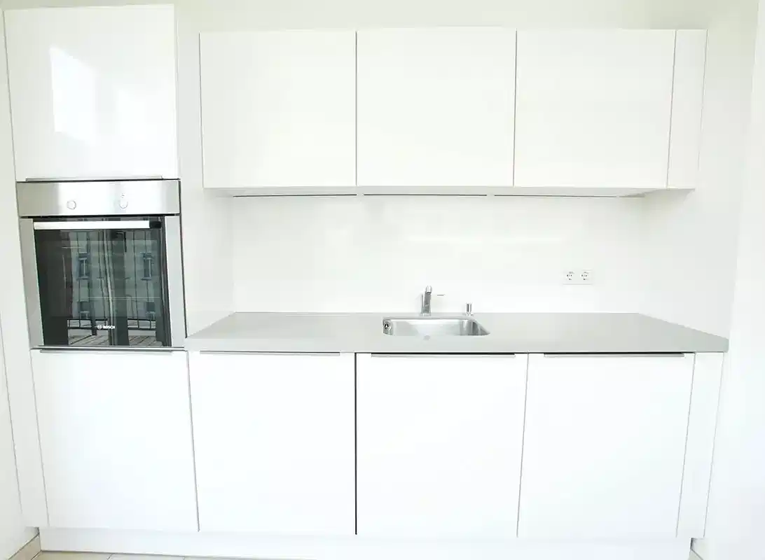 Bedroom?w=400&h=260&fit=crop&q=40&auto=format&trim=auto