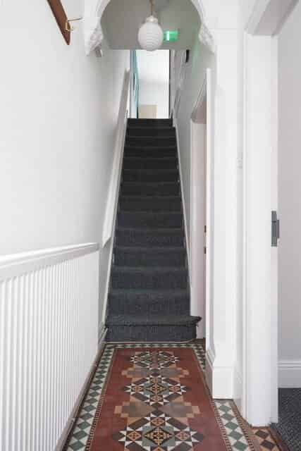 F6ADE529-FB86-440C-8673-8B089E74592D?w=400&h=260&fit=crop&q=40&auto=format&trim=auto