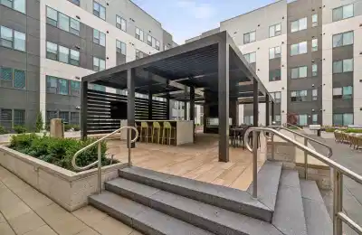 The Main On University, Fairfax - Fairfax, Virginia, United States - Exterior