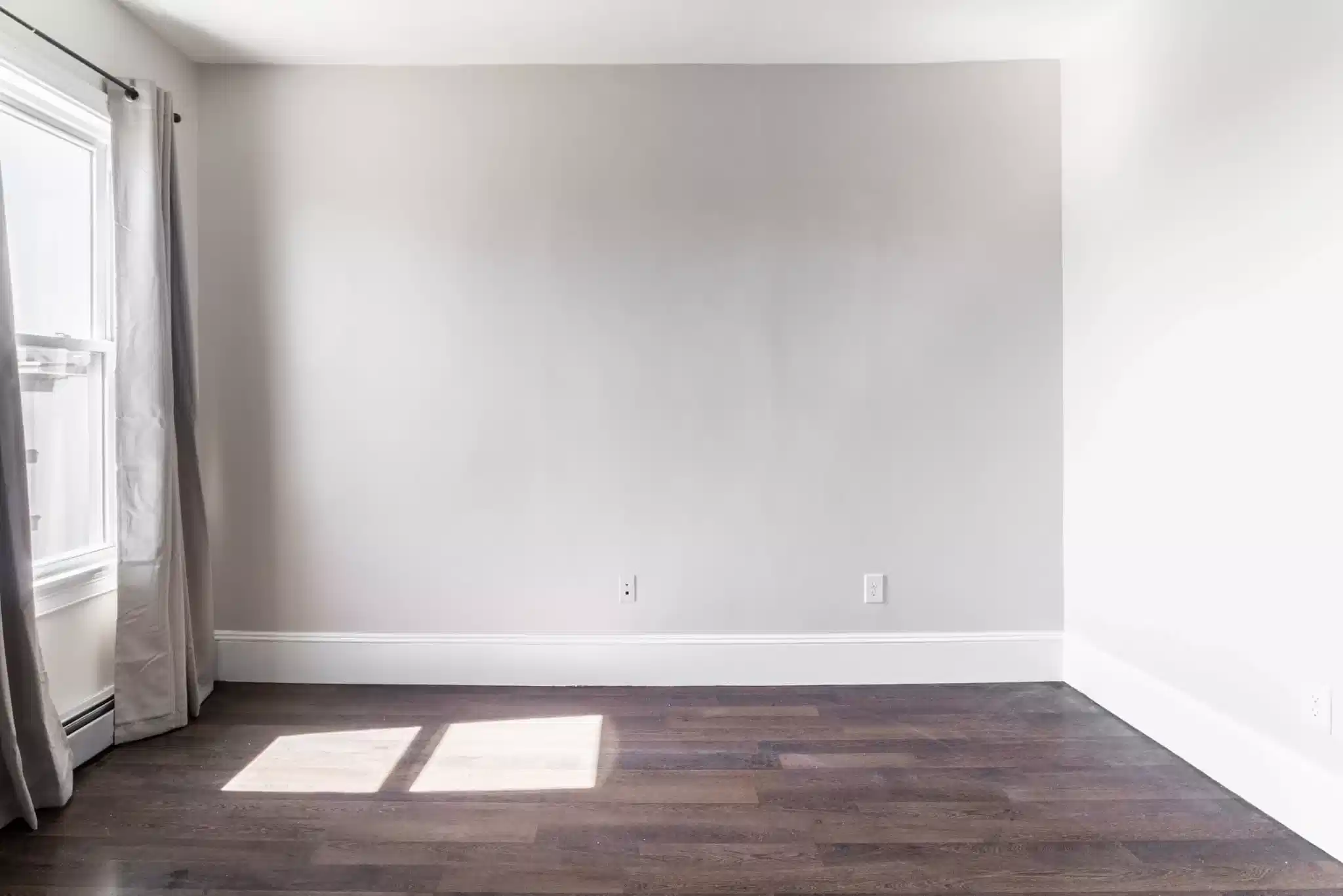 Common Area?w=400&h=260&fit=crop&q=40&auto=format&trim=auto